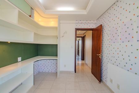 Apartamento à venda com 121m², 3 quartos e 2 vagas Apartamento à venda com 121m², 3 quartos e 2 vagasQuarto