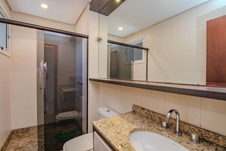 Apartamento à venda com 121m², 3 quartos e 2 vagas Apartamento à venda com 121m², 3 quartos e 2 vagasBanheiro Social