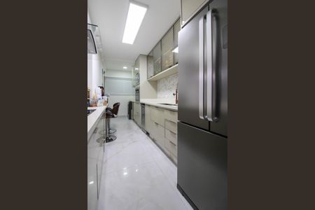 Apartamento à venda com 84m², 3 quartos e 2 vagas Apartamento à venda com 84m², 3 quartos e 2 vagasCozinha