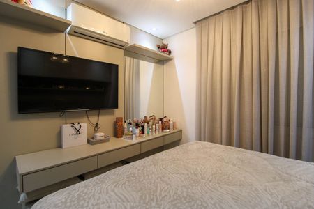 Apartamento à venda com 84m², 3 quartos e 2 vagas Apartamento à venda com 84m², 3 quartos e 2 vagasSuíte