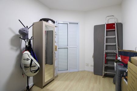 Apartamento à venda com 84m², 3 quartos e 2 vagas Apartamento à venda com 84m², 3 quartos e 2 vagasQuarto 2