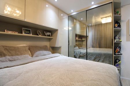 Apartamento à venda com 84m², 3 quartos e 2 vagas Apartamento à venda com 84m², 3 quartos e 2 vagasSuíte