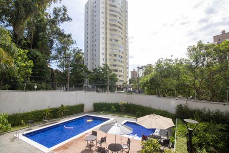 Apartamento à venda com 84m², 3 quartos e 2 vagas Apartamento à venda com 84m², 3 quartos e 2 vagasPiscina