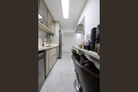 Apartamento à venda com 84m², 3 quartos e 2 vagas Apartamento à venda com 84m², 3 quartos e 2 vagasCozinha