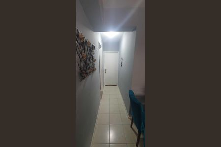 Apartamento à venda com 50m², 2 quartos e sem vaga Apartamento à venda com 50m², 2 quartos e sem vagaCorredor