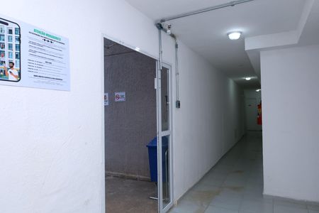 Apartamento para alugar com 41m², 2 quartos e sem vagaÁrea comum - Saguão do prédio