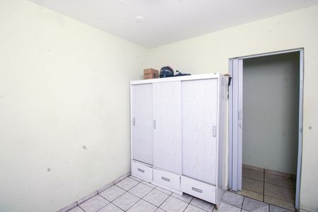 Quarto 2 de casa à venda com 2 quartos, 63m² em Jardim Stetel, Santo André