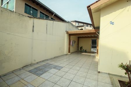 Casa à venda com 63m², 2 quartos e 2 vagas Casa à venda com 63m², 2 quartos e 2 vagasGaragem
