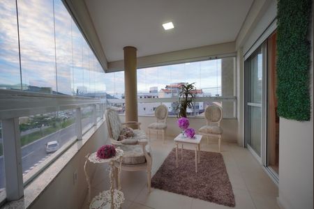 Apartamento para alugar com 105m², 2 quartos e 1 vagaVaranda da Suíte 1