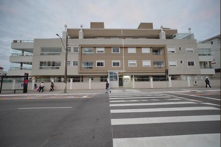 Apartamento para alugar com 105m², 2 quartos e 1 vagaFachada