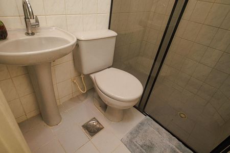 Casa à venda com 130m², 3 quartos e 2 vagasbanheir