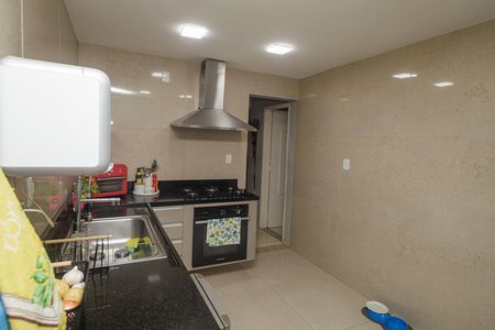 Casa à venda com 130m², 3 quartos e 2 vagasCozinha