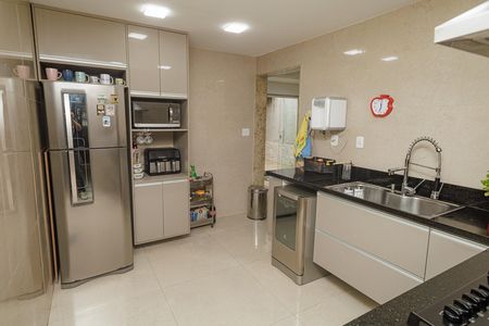 Casa à venda com 130m², 3 quartos e 2 vagasCozinha