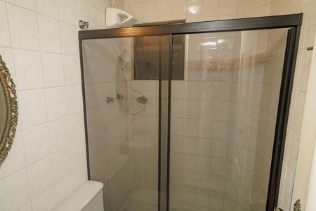Casa à venda com 130m², 3 quartos e 2 vagasBanheiro