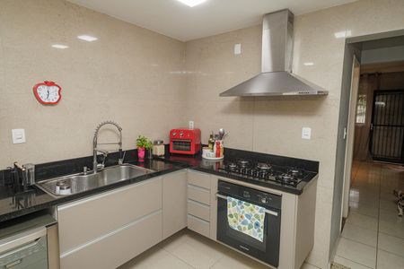 Cozinha de casa à venda com 3 quartos, 130m² em Campo Grande, Rio de Janeiro