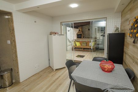 Casa à venda com 130m², 3 quartos e 2 vagasCopa