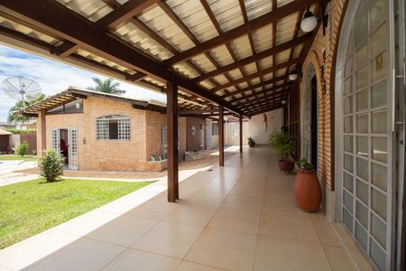 Casa à venda com 395m², 2 quartos e 4 vagasVaranda