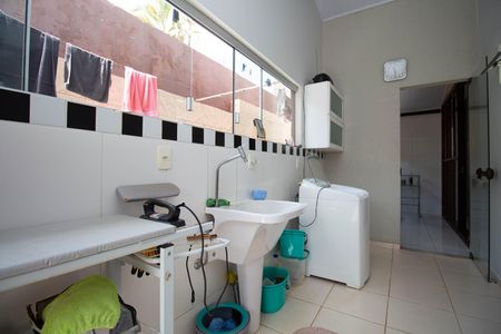 Casa à venda com 395m², 2 quartos e 4 vagasÁrea de Serviço