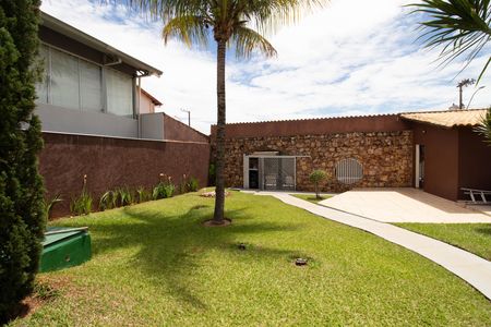 Casa à venda com 395m², 2 quartos e 4 vagasQuintal