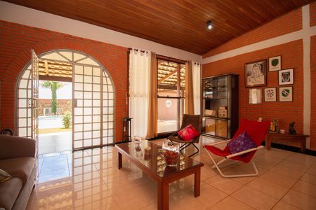 Sala de casa à venda com 2 quartos, 395m² em Condomínio Estância Jardim Botanico Ii, Brasília