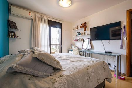 Apartamento para alugar com 240m², 4 quartos e 3 vagas Apartamento para alugar com 240m², 4 quartos e 3 vagasQuarto 3