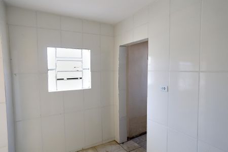 Casa para alugar com 100m², 2 quartos e 2 vagas Casa para alugar com 100m², 2 quartos e 2 vagasCozinha