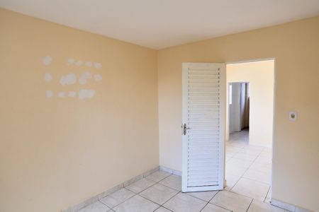 Casa para alugar com 100m², 2 quartos e 2 vagas Casa para alugar com 100m², 2 quartos e 2 vagasQuarto 2