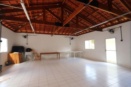 Apartamento para alugar com 49m², 2 quartos e 1 vagaÁrea comum - Salão de festas