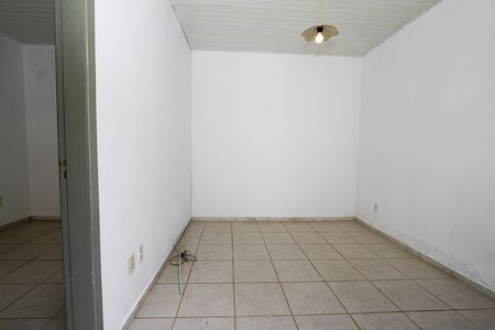 Sala de casa para alugar com 2 quartos, 60m² em Carlos Prates, Belo Horizonte