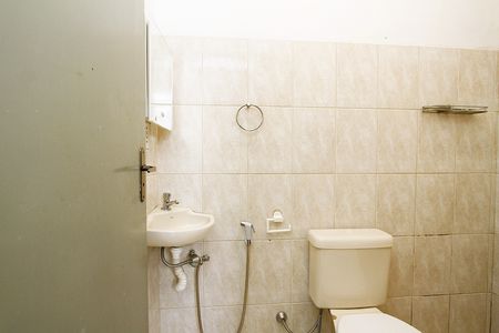 Casa para alugar com 60m², 2 quartos e sem vaga banheiro social