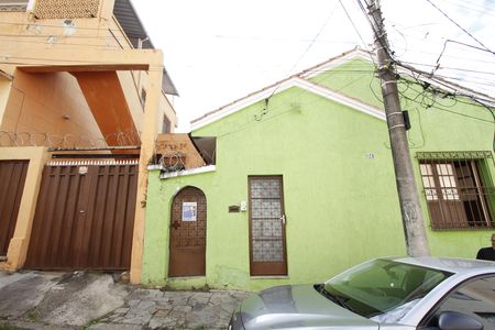 Casa para alugar com 60m², 2 quartos e sem vagaFachada