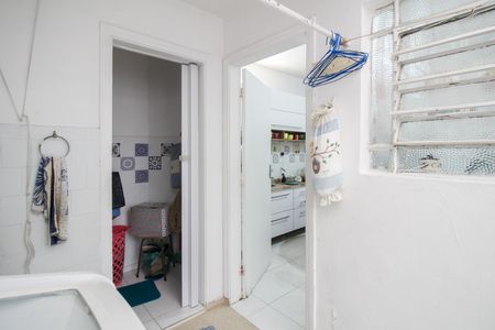 Apartamento à venda com 108m², 2 quartos e 1 vaga Apartamento à venda com 108m², 2 quartos e 1 vagaÁrea de Serviço