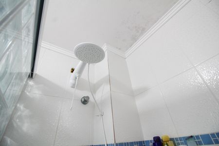 Apartamento à venda com 108m², 2 quartos e 1 vaga Apartamento à venda com 108m², 2 quartos e 1 vagaBanheiro