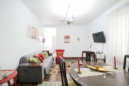 Apartamento à venda com 108m², 2 quartos e 1 vaga Apartamento à venda com 108m², 2 quartos e 1 vagaSala