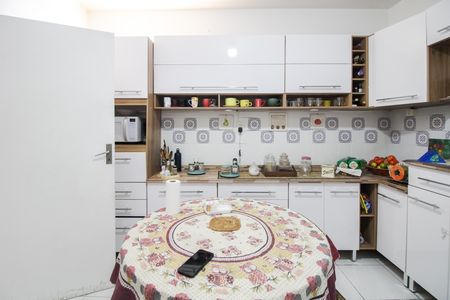 Apartamento à venda com 108m², 2 quartos e 1 vaga Apartamento à venda com 108m², 2 quartos e 1 vagaCozinha