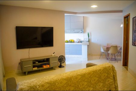 Casa à venda com 3 quartos, 106m² em Conjunto Riviera, Goiânia