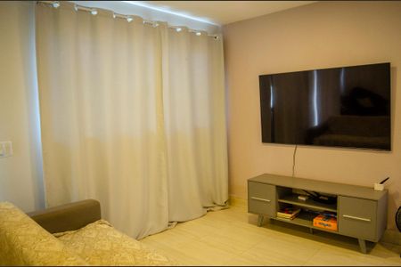 Casa à venda com 3 quartos, 106m² em Conjunto Riviera, Goiânia