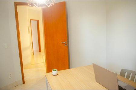 Casa à venda com 106m², 3 quartos e 3 vagas