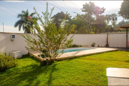 Casa à venda com 106m², 3 quartos e 3 vagas