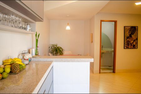Casa à venda com 106m², 3 quartos e 3 vagas