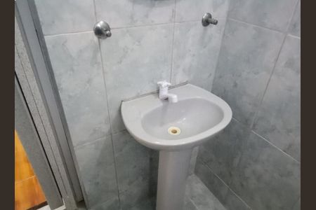 Casa à venda com 74m², 1 quarto e sem vagaBanheiro