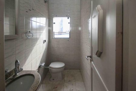 Banheiro de casa para alugar com 1 quarto, 800m² em Vila Tolstoi, São Paulo