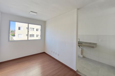 Sala de apartamento para alugar com 2 quartos, 43m² em Vila Satúrnia, Campinas