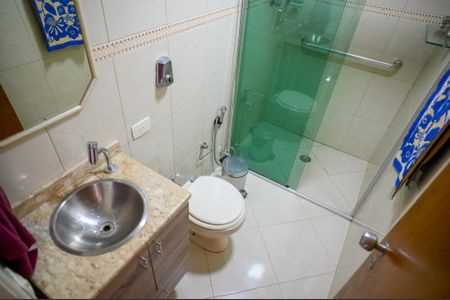 Apartamento à venda com 56m², 2 quartos e 1 vaga Apartamento à venda com 56m², 2 quartos e 1 vagaBanheiro
