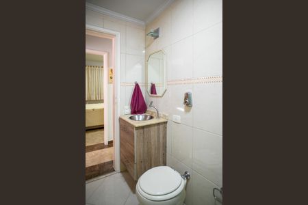 Apartamento à venda com 56m², 2 quartos e 1 vaga Apartamento à venda com 56m², 2 quartos e 1 vagaBanheiro