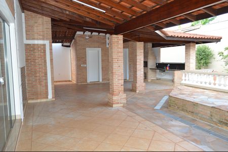 Casa para alugar com 490m², 3 quartos e 5 vagasÁrea gourmet