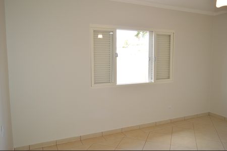 Casa para alugar com 490m², 3 quartos e 5 vagasSuíte 1