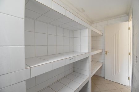 Casa à venda com 432m², 7 quartos e 5 vagasDespensa