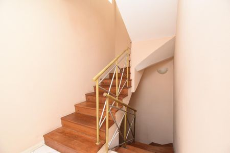 Casa à venda com 432m², 7 quartos e 5 vagasCorredor/Escadas