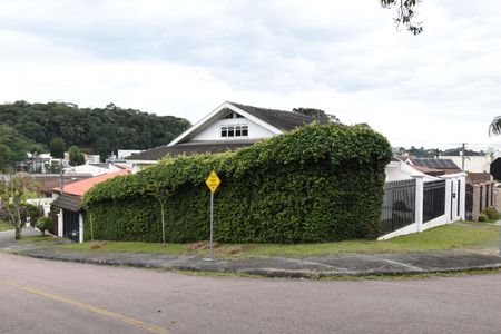 Casa à venda com 432m², 7 quartos e 5 vagasFachada 